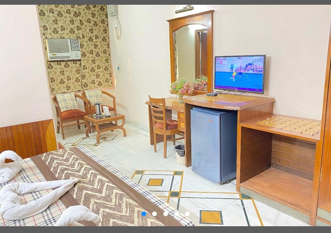 C Park Hotel