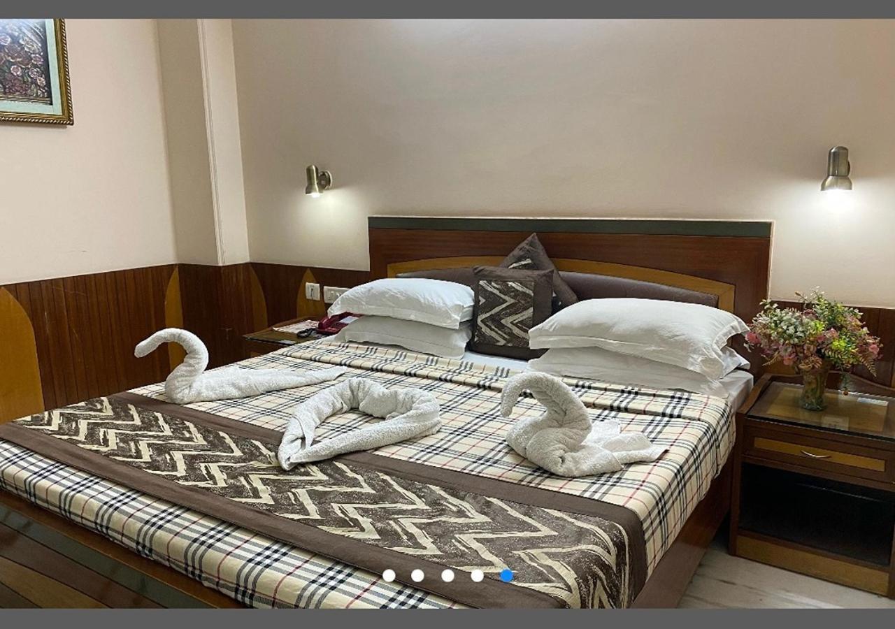 C Park Hotel New Delhi