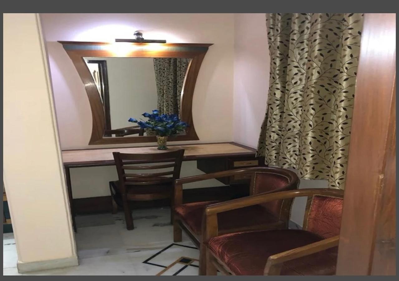 C Park Hotel 3*